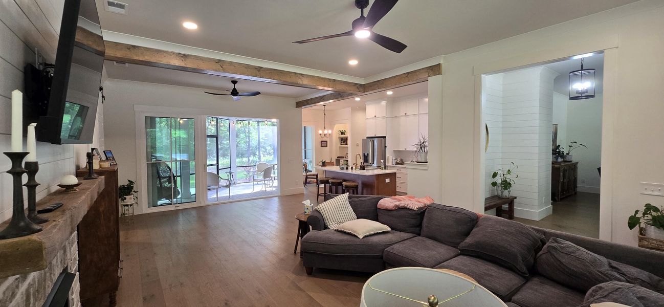 Furnished interior view inside a new home in , Seabrook (Image 10).