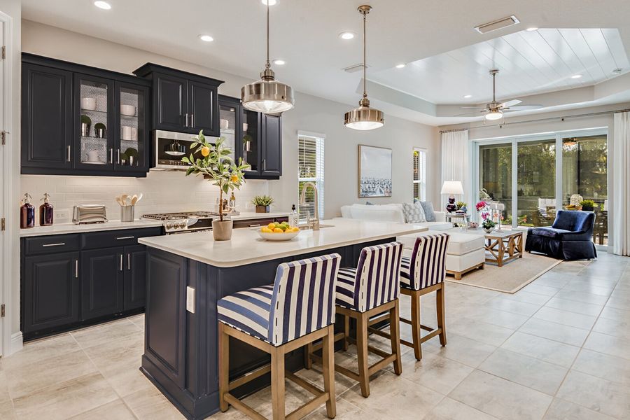 Representative furnished interior of a home built from the Dream 2 by Neal Communities in Palmera, Venice (Image 9).