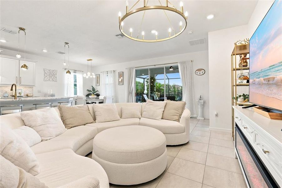 Furnished interior view inside a new home in , Lakewood Ranch (Image 12).