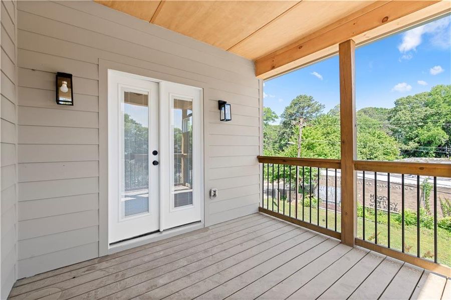 Exterior details and patio area of a home in , Atlanta (Image 33).