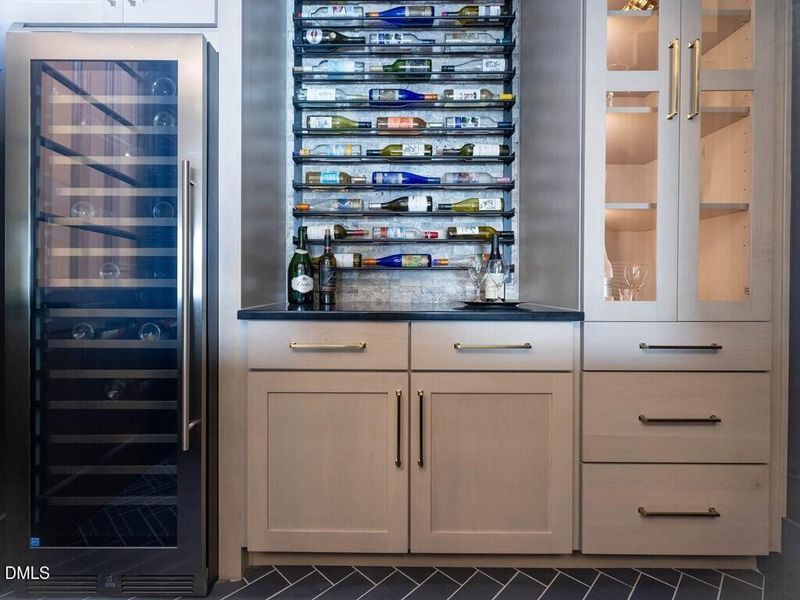 025_Wine Bar & Pantry