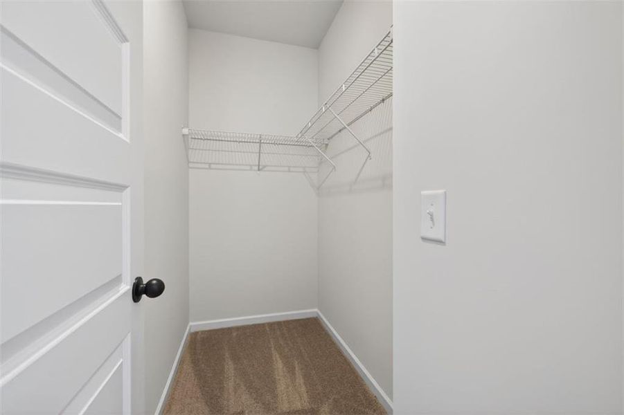 Spacious, unfurnished interior of a new home in Oakmont, Dallas (Image 42).