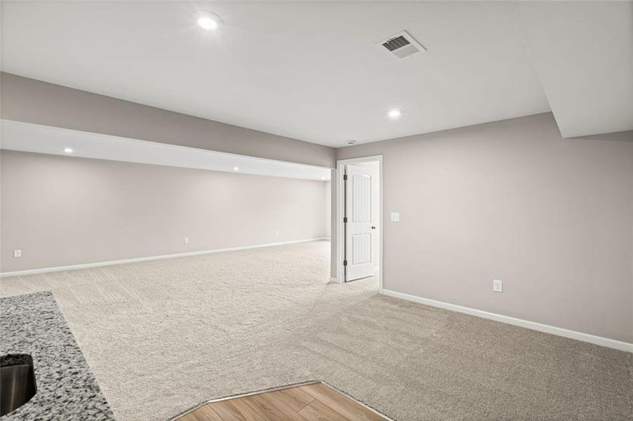 Spacious, unfurnished interior of a new home in Villas at Gold Creek, Dawsonville (Image 38).