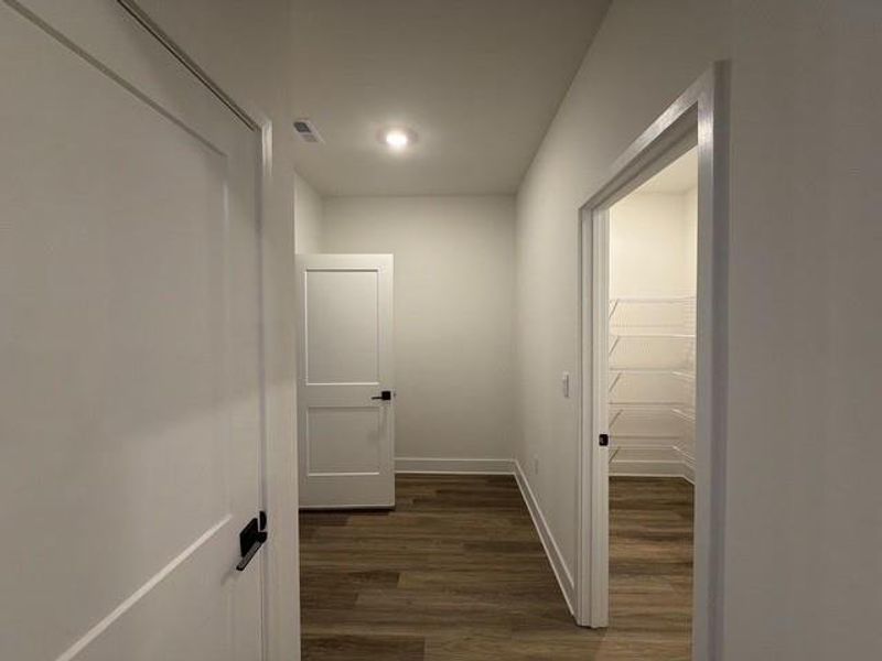 Spacious, unfurnished interior of a new home in Tuscany Hills, Douglasville (Image 18).