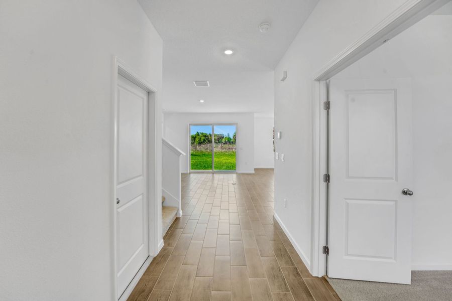 4br New Home in Winter Haven, FL.  - Slide 37