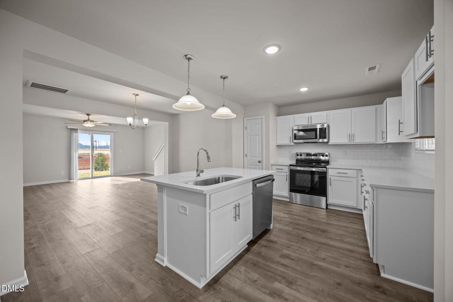 11-web-or-mls-IMG_9680 11-web-or-mls-IMG_9680