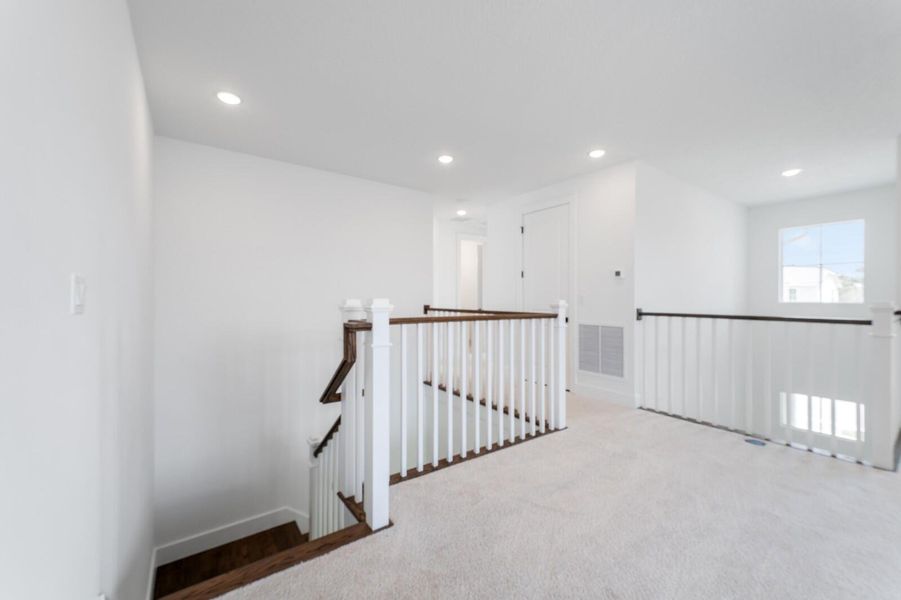 Spacious, unfurnished interior of a new home in , Stuart (Image 52).