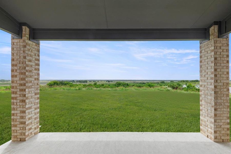 25. 9920 Buckingham - Patio
