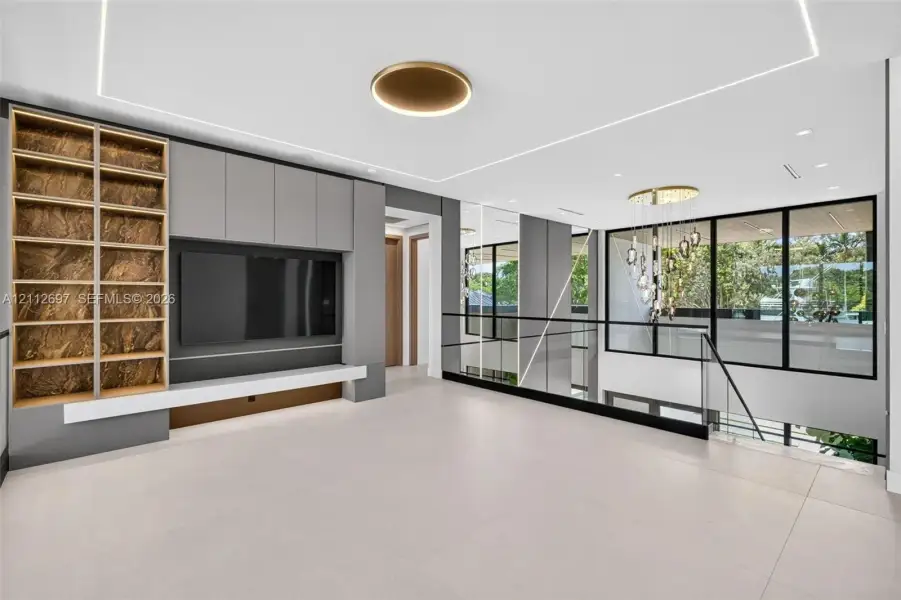 Image 40 of a home in .