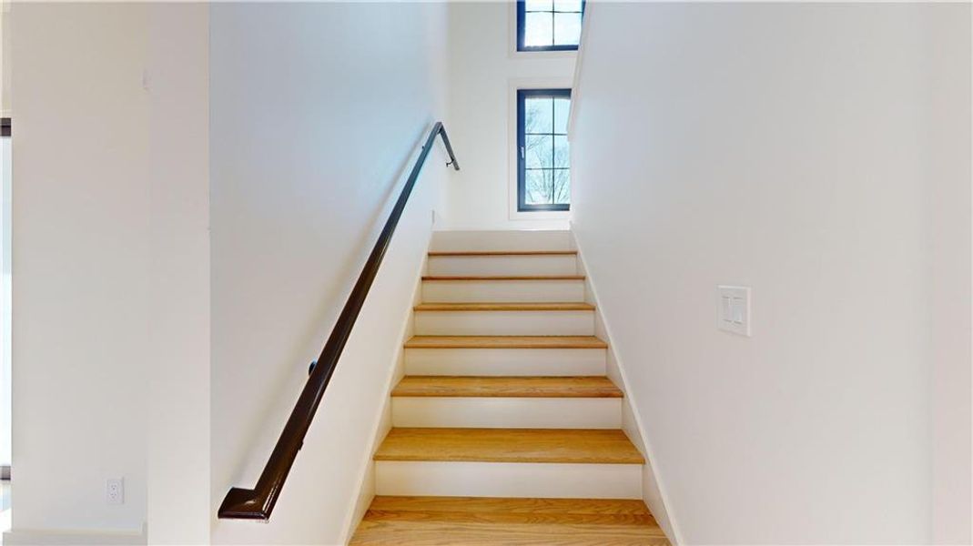 Spacious, unfurnished interior of a new home in , Commerce (Image 48).