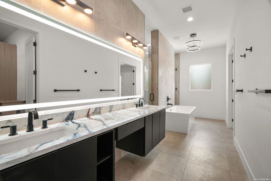 Furnished interior view inside a new home in , El Paso (Image 14).