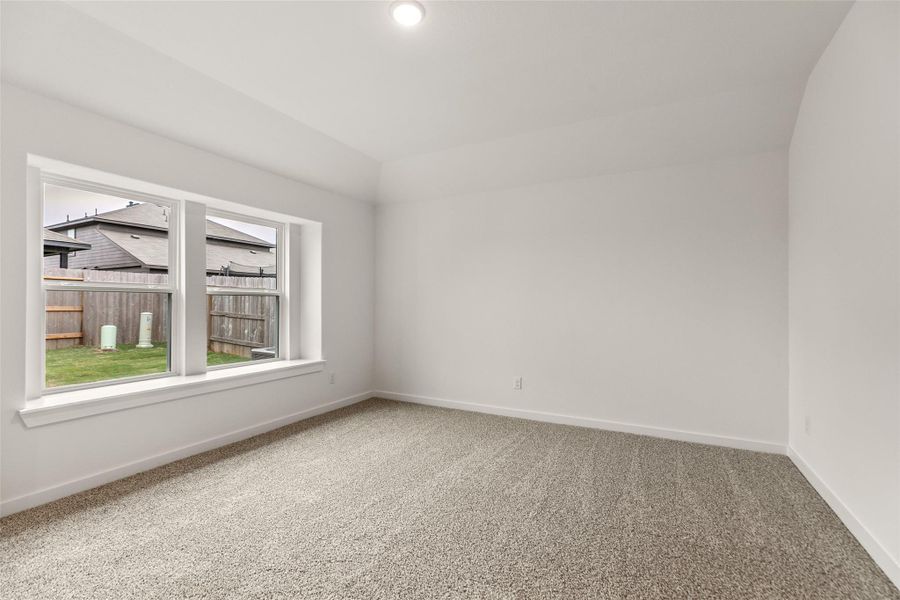 Spacious, unfurnished interior of a new home in Colony at Pinehurst, Pinehurst (Image 29).