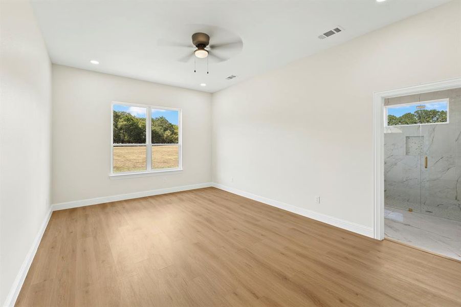 Spacious, unfurnished interior of a new home in , Greenville (Image 21).