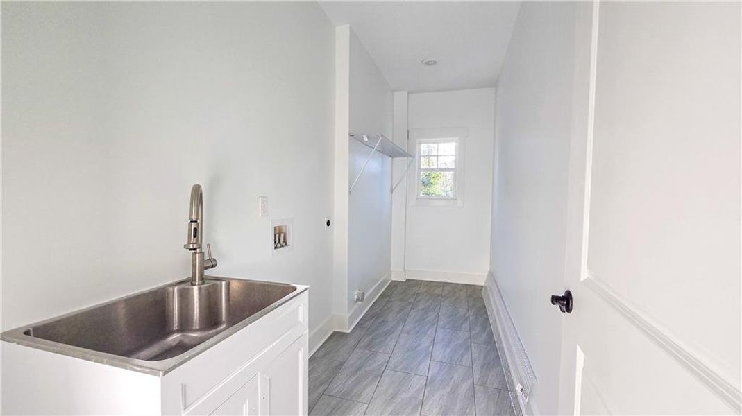 Furnished interior view inside a new home in , Talmo (Image 7). Furnished interior view inside a new home in , Talmo (Image 7).