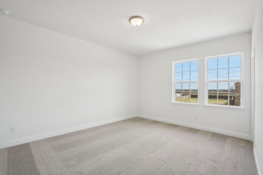 Spacious, unfurnished interior of a new home in Del Bello Lakes 60', Manvel (Image 41).