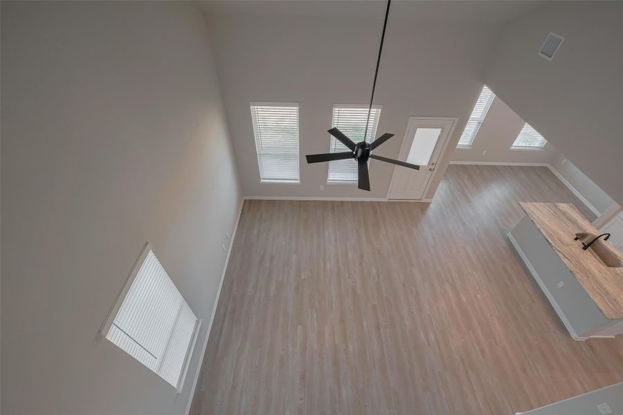 Spacious, unfurnished interior of a new home in La Segarra, Brookshire (Image 39).