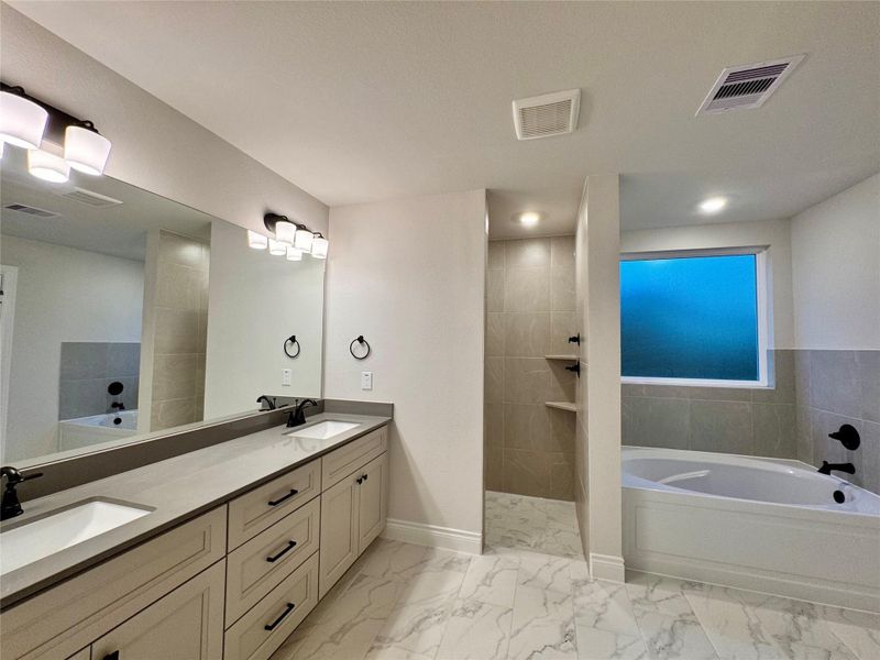 Furnished interior view inside a new home in Lexington Heights, Willis (Image 13).