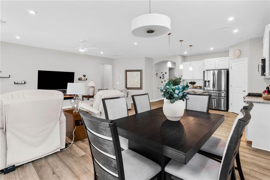 Furnished interior view inside a new home in Laurel Farms, Dallas (Image 16).