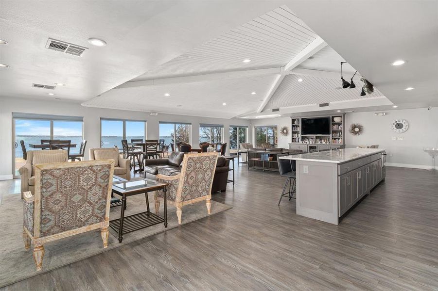 Tons of seating plus kitchen and bar area.