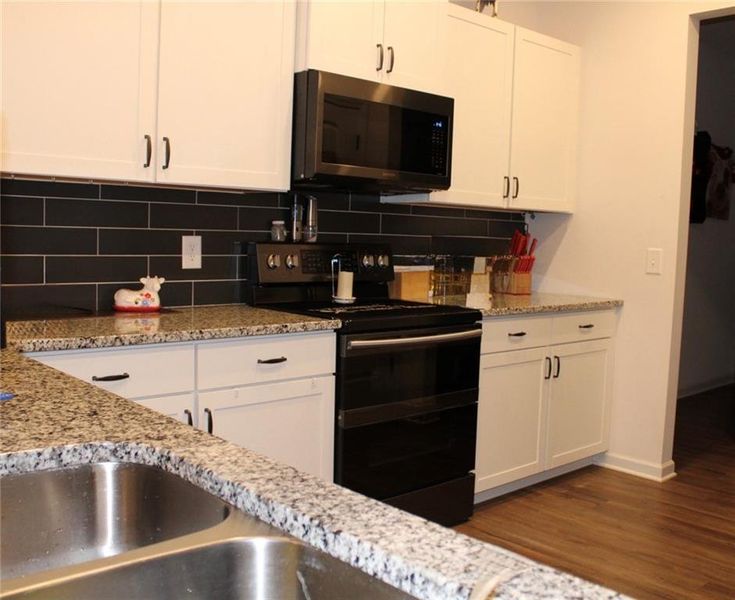 Furnished interior view inside a new home in , Cartersville (Image 9).