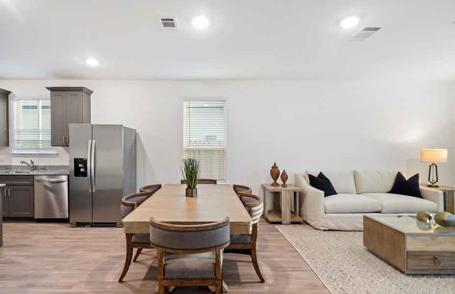 MODEL HOME images may NOT be consistent with the finished product.