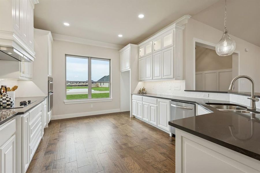 Furnished interior view inside a new home in , Granbury (Image 6).