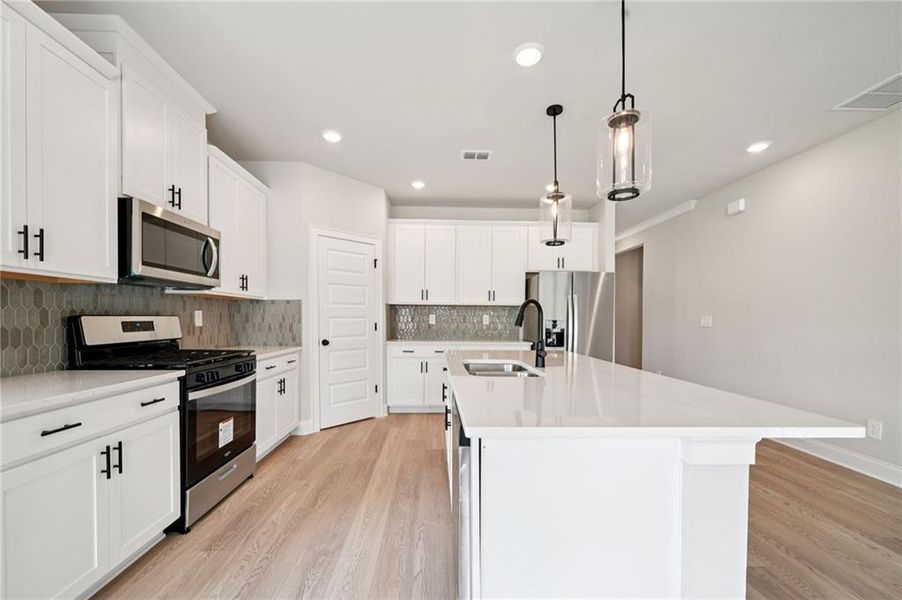 Furnished interior view inside a new home in Martin Springs - Estate Series, Lawrenceville (Image 13). Furnished interior view inside a new home in Martin Springs - Estate Series, Lawrenceville (Image 13).