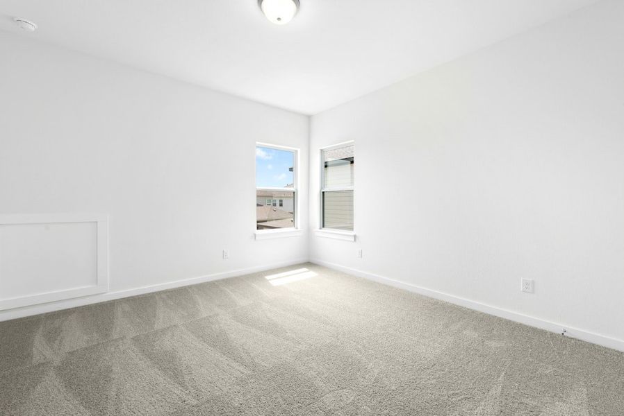 Spacious, unfurnished interior of a new home in Santa Rita Ranch, Liberty Hill (Image 28).