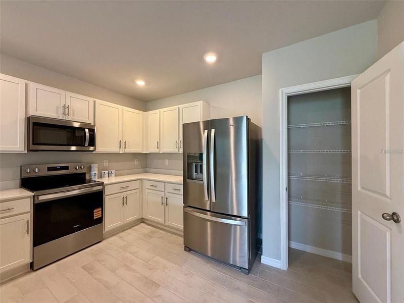 Furnished interior view inside a new home in , Punta Gorda (Image 6). Furnished interior view inside a new home in , Punta Gorda (Image 6).