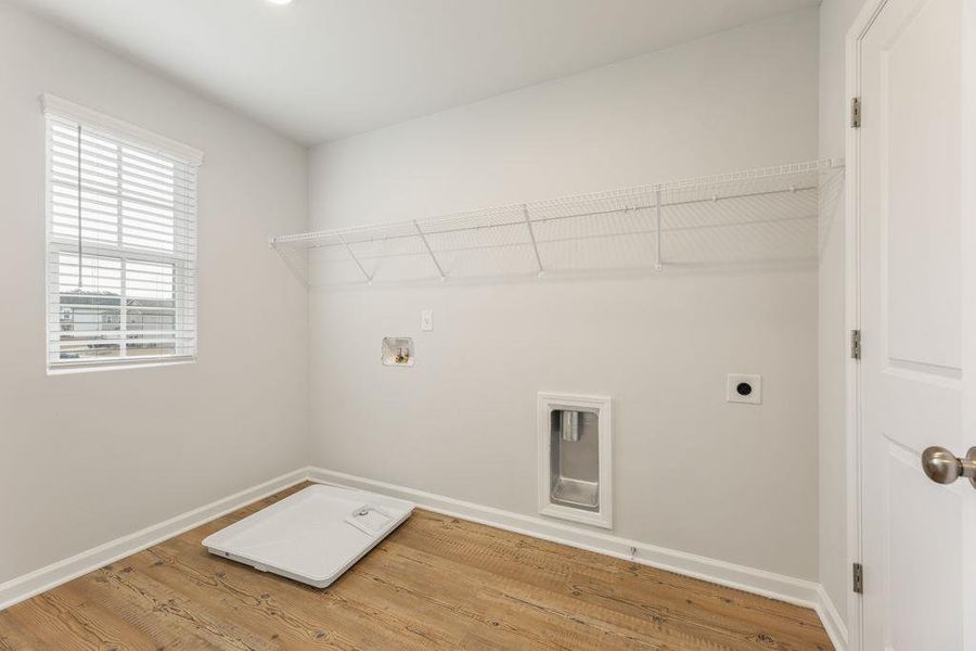 Spacious, unfurnished interior of a new home in Belleview Manor, Fairburn (Image 24).