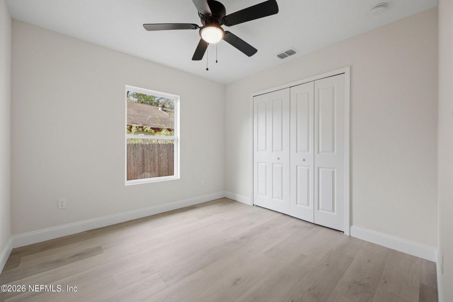 Spacious, unfurnished interior of a new home in , Jacksonville (Image 29).