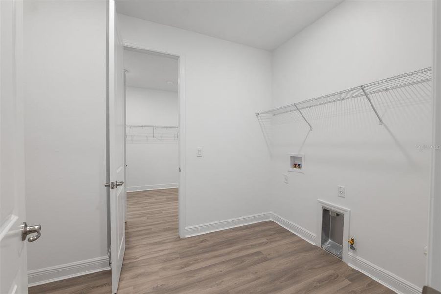 Spacious, unfurnished interior of a new home in , Ocala (Image 47).