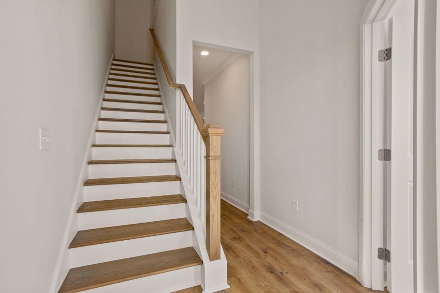 Spacious, unfurnished interior of a new home in , Greenwood (Image 10).