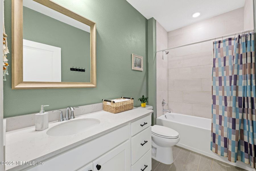 Furnished interior view inside a new home in , St. Augustine (Image 25).