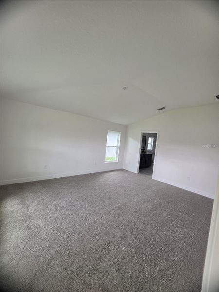 Spacious, unfurnished interior of a new home in Pine Bluff, Spring Hill (Image 10). Spacious, unfurnished interior of a new home in Pine Bluff, Spring Hill (Image 10).