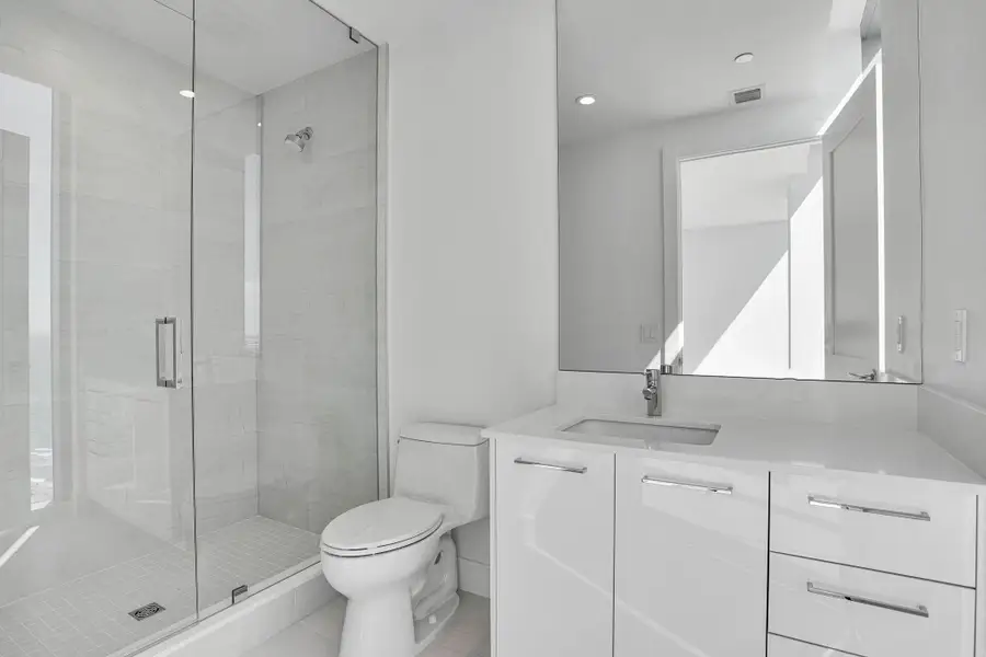 Guest suite (2) -bath