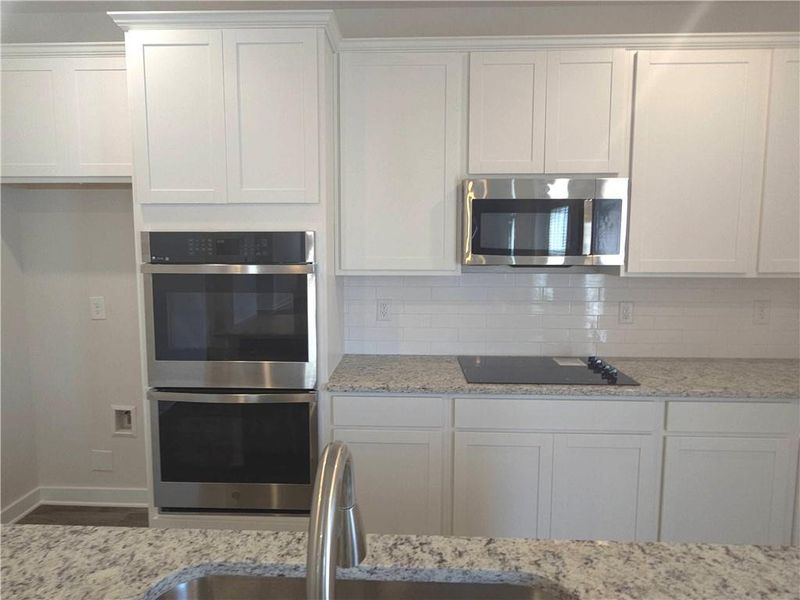 Furnished interior view inside a new home in Southern Hills, McDonough (Image 6).