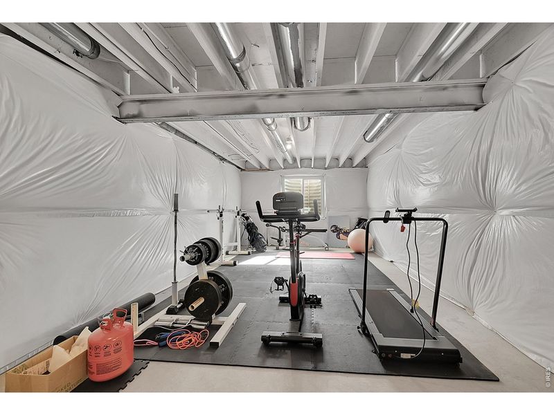 Community amenities in , Windsor (Image 33).