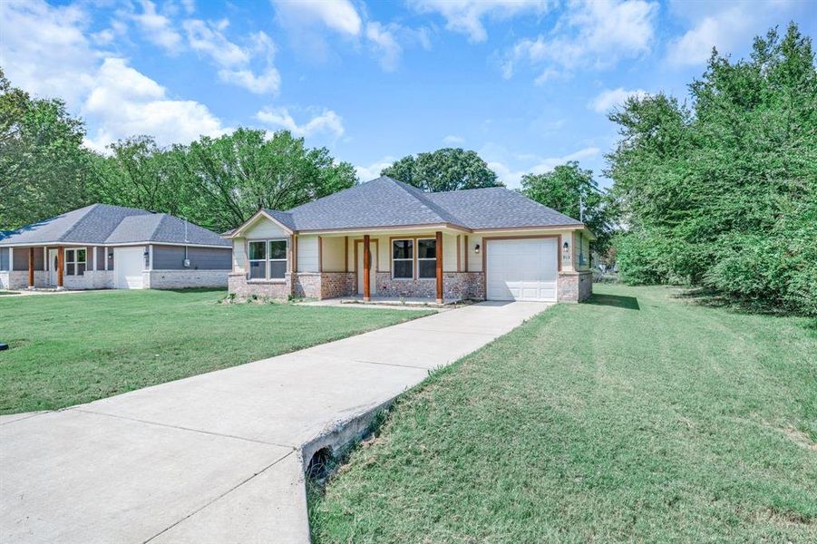 Image 17 of a home in . Image 17 of a home in .