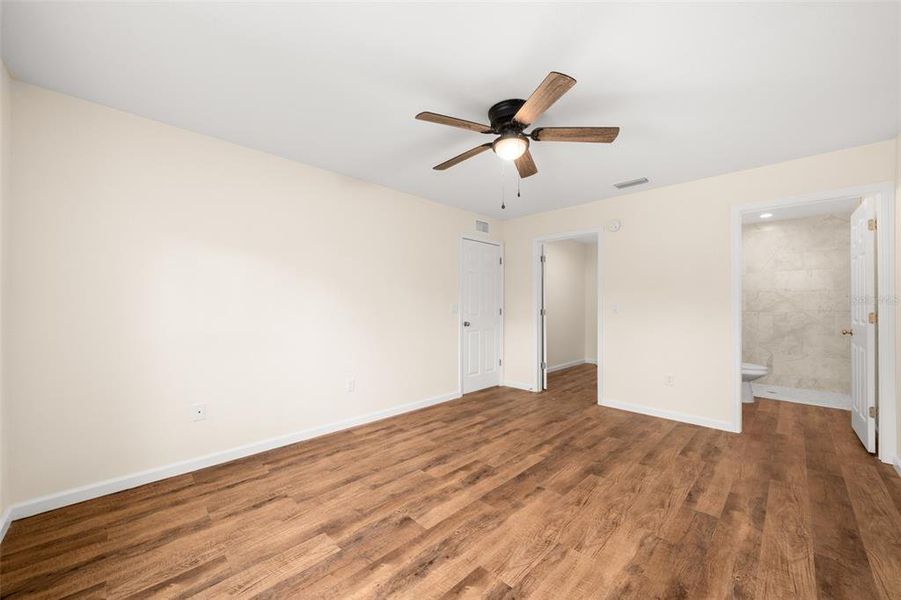 Spacious, unfurnished interior of a new home in , Lake Placid (Image 16). Spacious, unfurnished interior of a new home in , Lake Placid (Image 16).