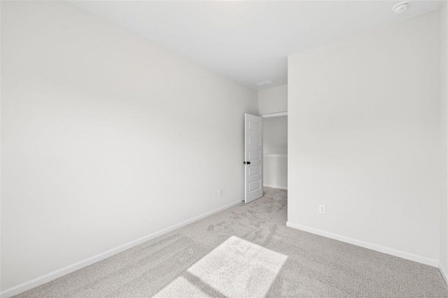 Spacious, unfurnished interior of a new home in Allen Manor, Hoschton (Image 24).