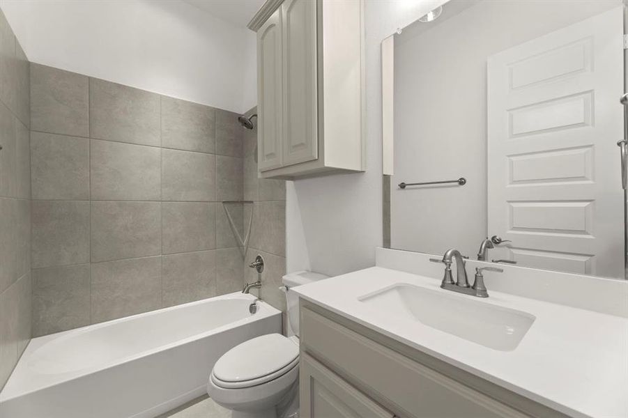 19_06. 1442 Canadian - 2ND Bath