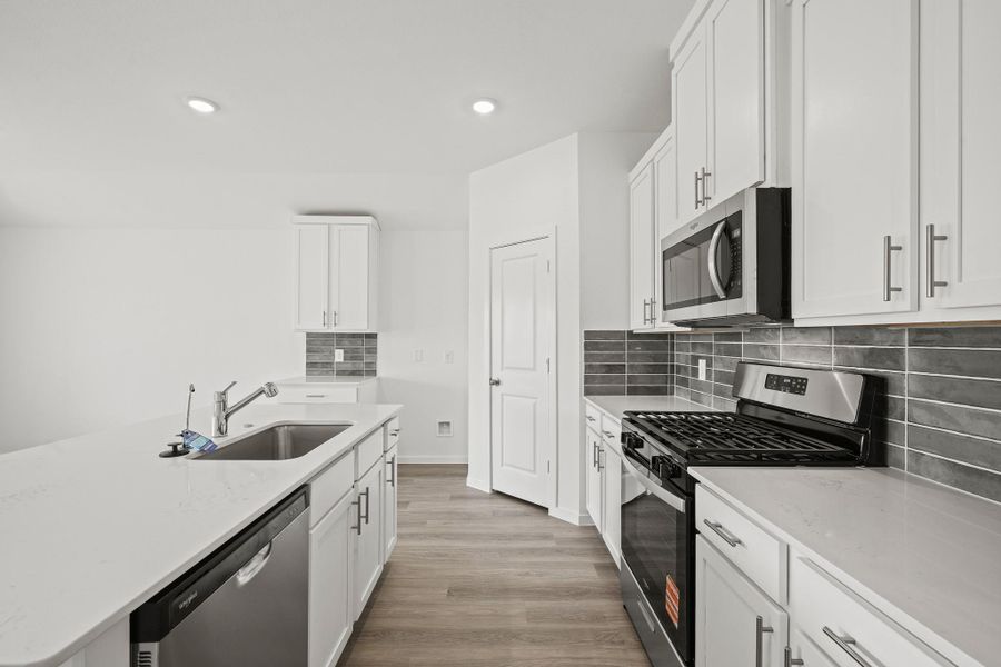 Furnished interior view inside a new home in Chapel Lakes, Montgomery (Image 8).