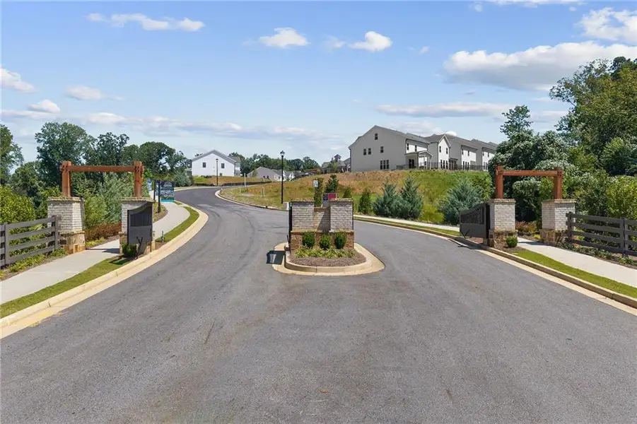 Image 77 of a home in .