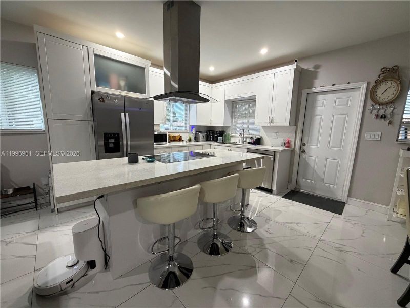 Furnished interior view inside a new home in , Hollywood (Image 12).