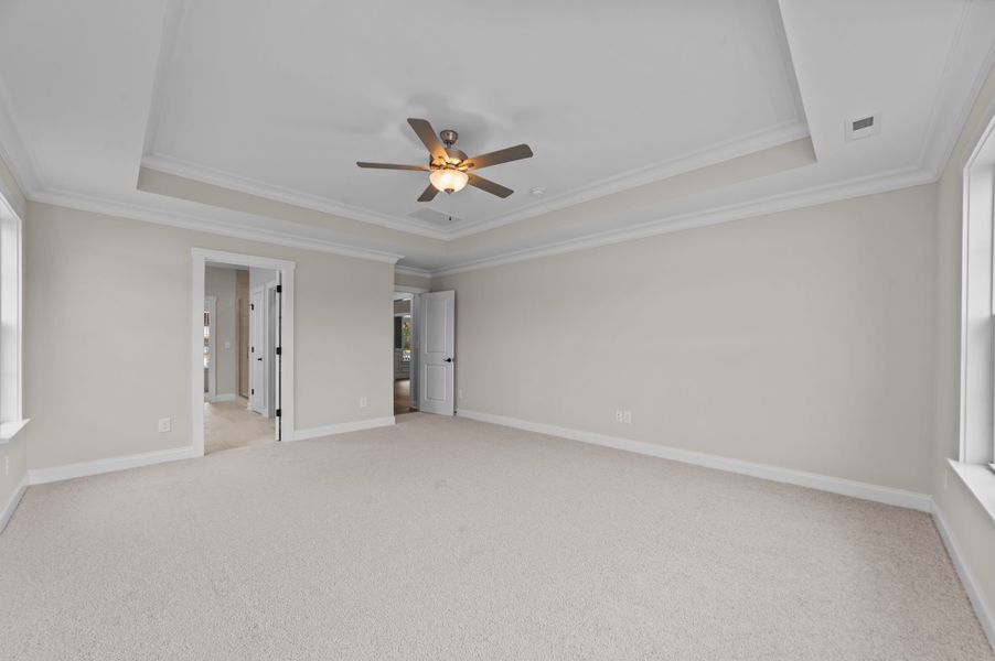 Spacious, unfurnished interior of a new home in Eli's Ridge, Winterville (Image 39).