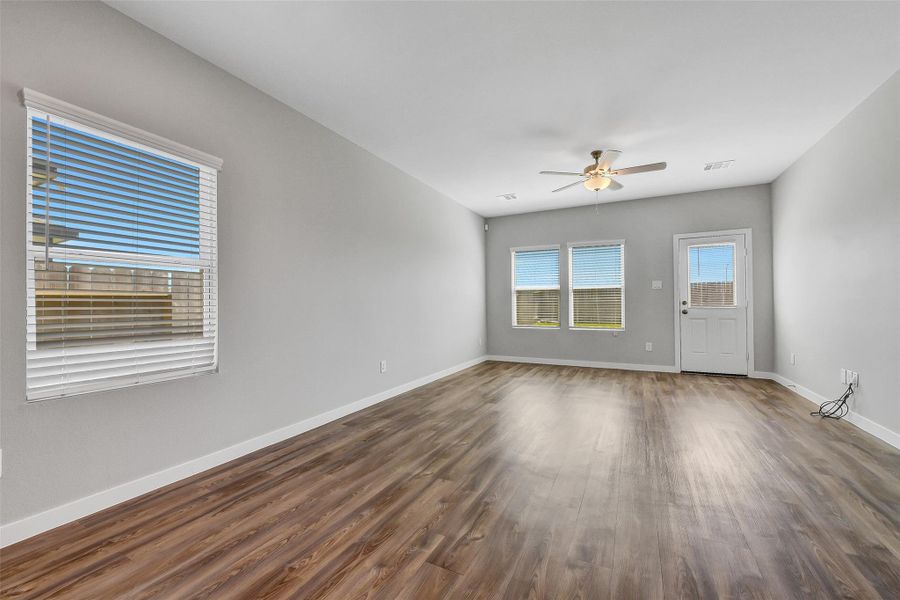 Spacious, unfurnished interior of a new home in Barrett Crossing, Crosby (Image 15).