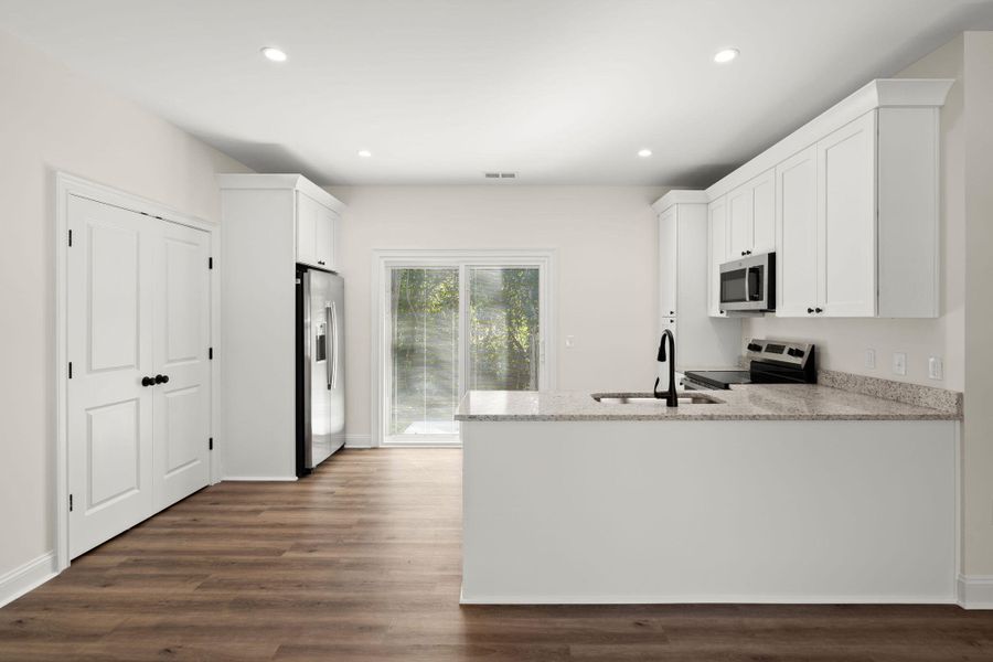 Furnished interior view inside a new home in , Hanahan (Image 7). Furnished interior view inside a new home in , Hanahan (Image 7).