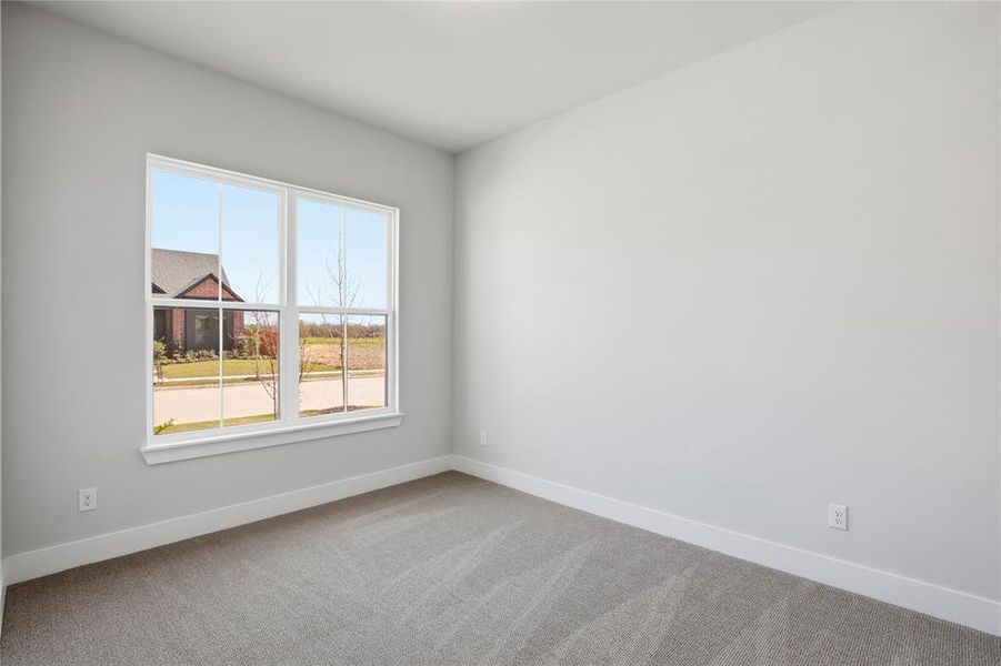 Spacious, unfurnished interior of a new home in Pecan Grove, Burleson (Image 29).