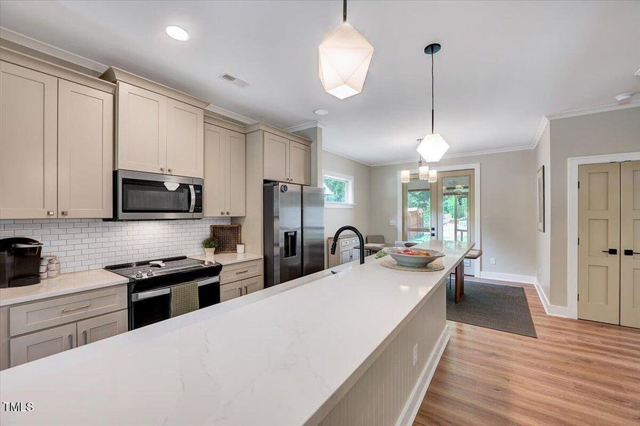 12-2975 Carolyn Dr-12 12-2975 Carolyn Dr-12